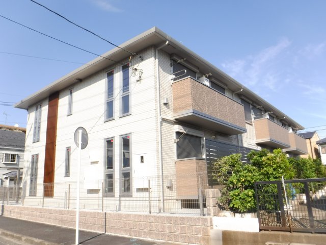 建物外観　2020年完成♪　インターネット無料です♪