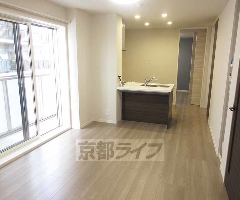 居室・リビング　日当りの良いお部屋です。
