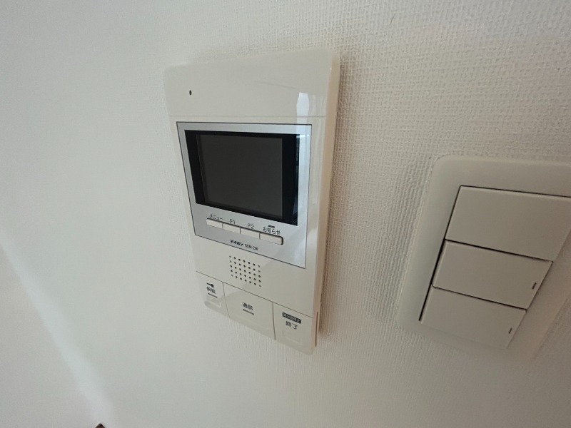 セキュリティ　オートロック付き