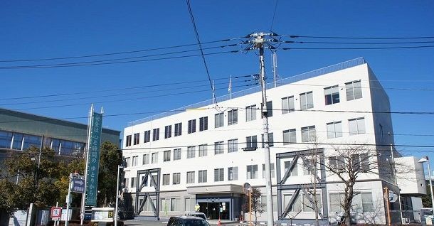 警察署・交番　栄警察署（警察署・交番）まで476m