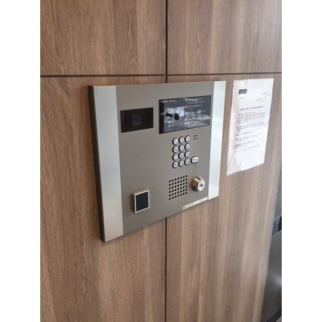 玄関　?