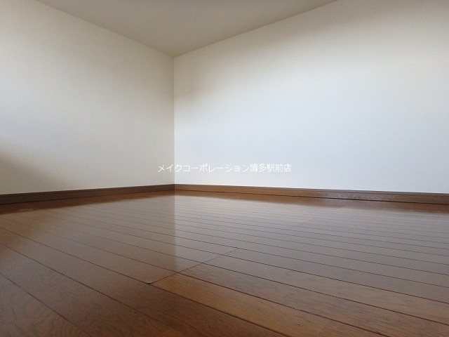 バルコニー　※写真は棟内別部屋参考写真