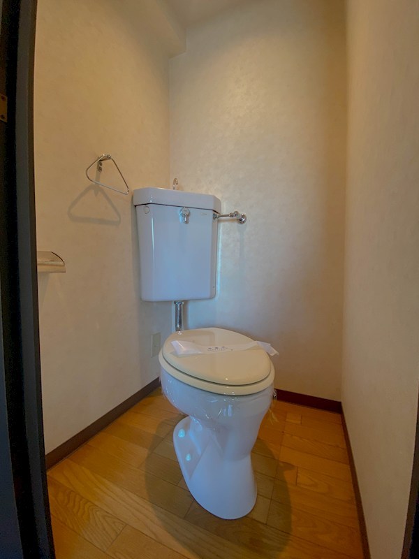 キャッスルアート御影のトイレ写真