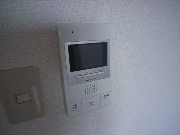 セキュリティ　同物件の別号室の写真です。 現況を優先とします。