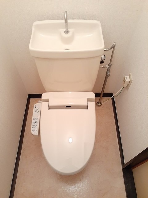 トイレ　図面と現状に相違がある場合には現状を優先