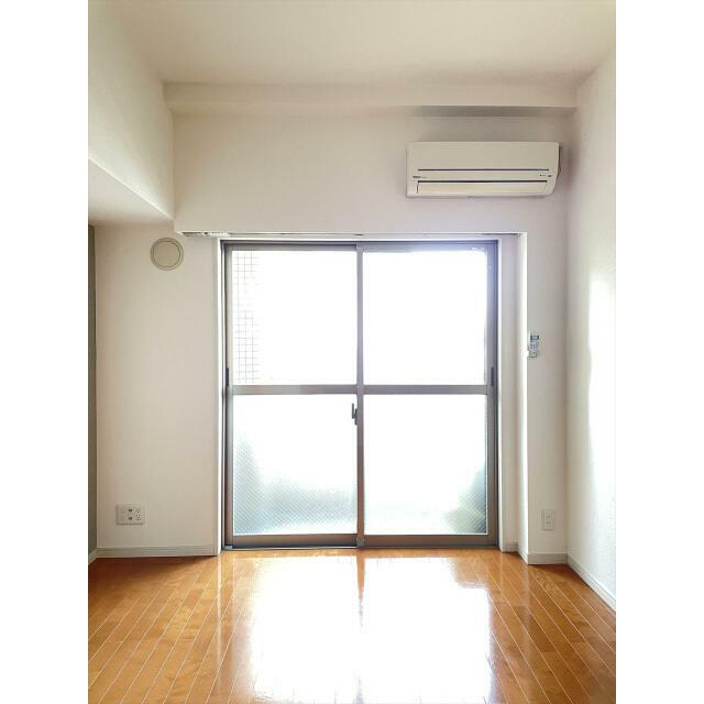 居室・リビング　※別部屋参考写真