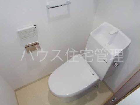 トイレ　シャワー付トイレ