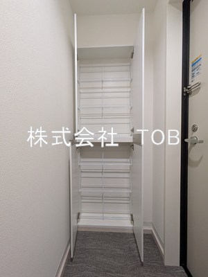 玄関　シューズボックス