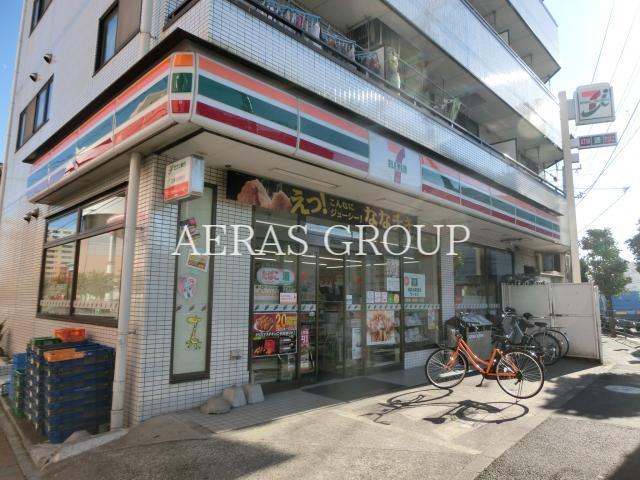 コンビニ　セブンイレブン足立関原3丁目店（コンビニ）まで394m