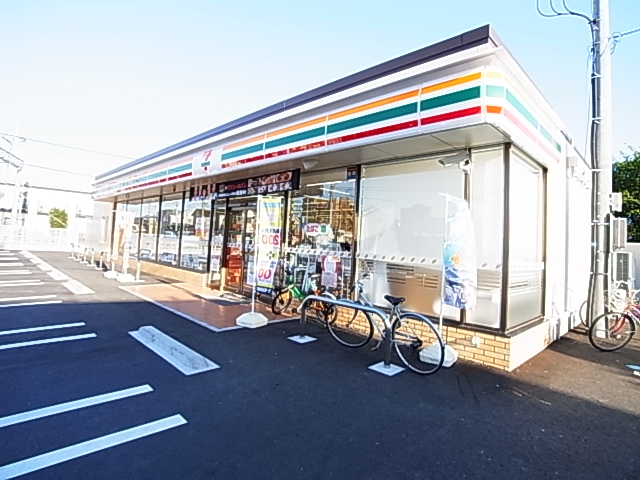 コンビニ　セブンイレブン 湖北台店（コンビニ）まで1123m