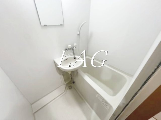 バス・シャワールーム　お風呂です。