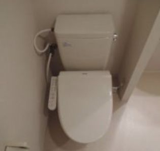 トイレ　同マンション別部屋参照。