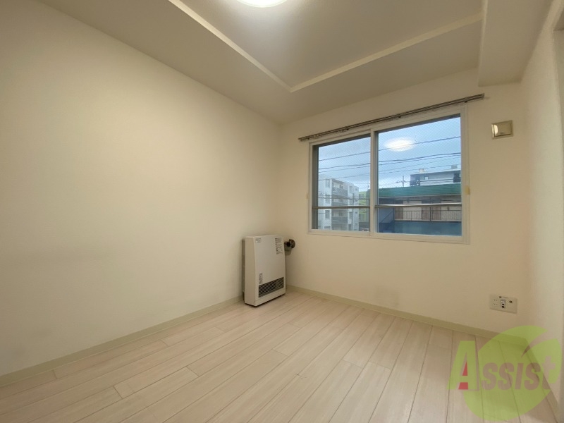 居室・リビング　広くてキレイなお部屋が広がっていて、充実した生活が送れそう。