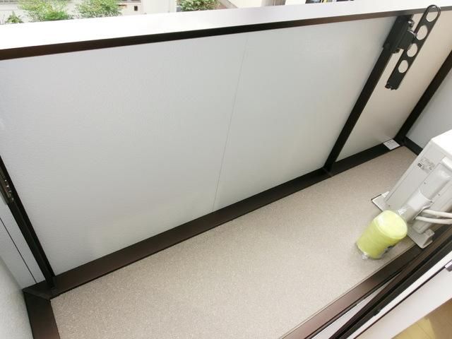 その他設備　★南向きの日当たり良好なバルコニーです★