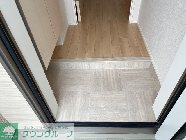玄関　お問合せはタウンハウジングまで！※現地待合わせ相談可能