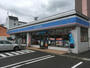 コンビニ　ローソン旭川大町３条店（コンビニ）まで63m