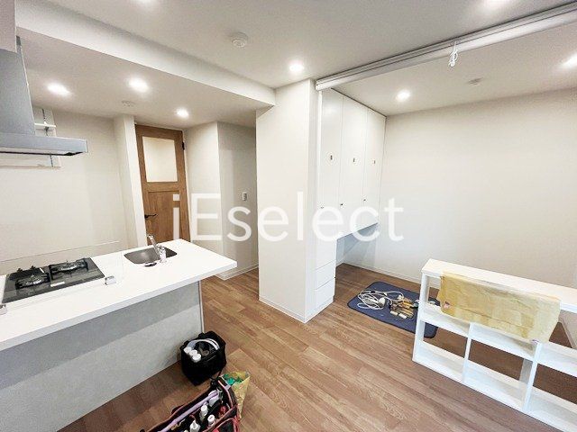 その他部屋・スペース　別角度の洋室です