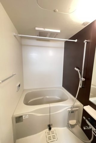 バス・シャワールーム　きれいなお風呂です