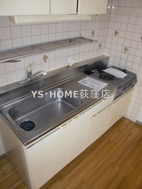 ＪＲ中央線 西荻窪駅 徒歩16分 3階建 築38年のキッチン写真
