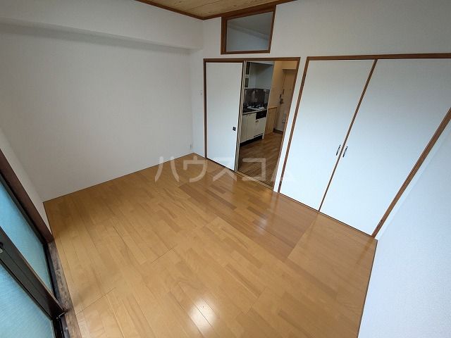 グラン・パレ西綾瀬の内装写真