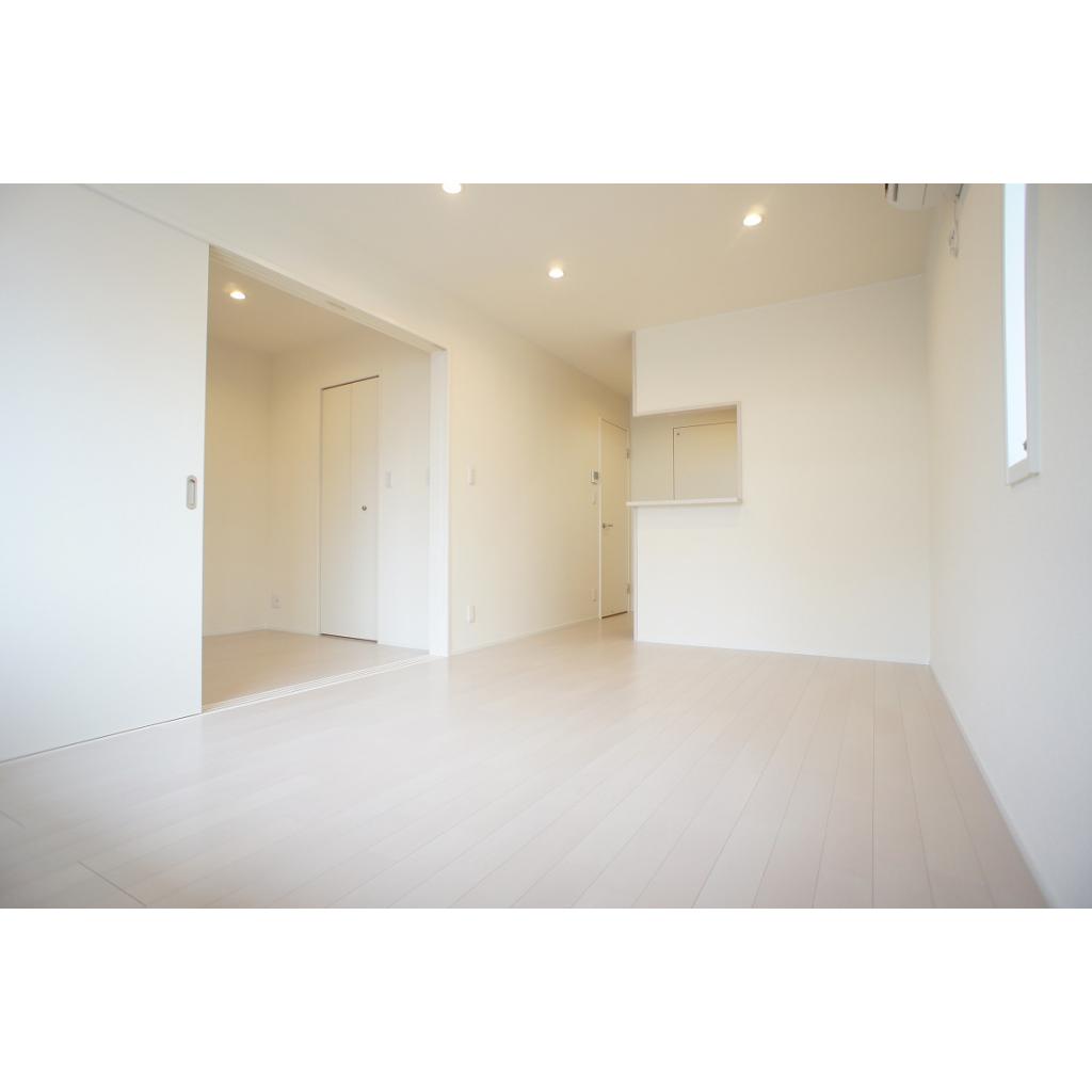 居室・リビング　南向き角部屋・２面採光！
