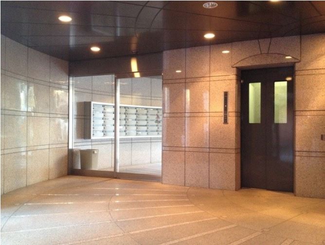 東急田園都市線 用賀駅 徒歩9分 3階建 築32年の外観写真