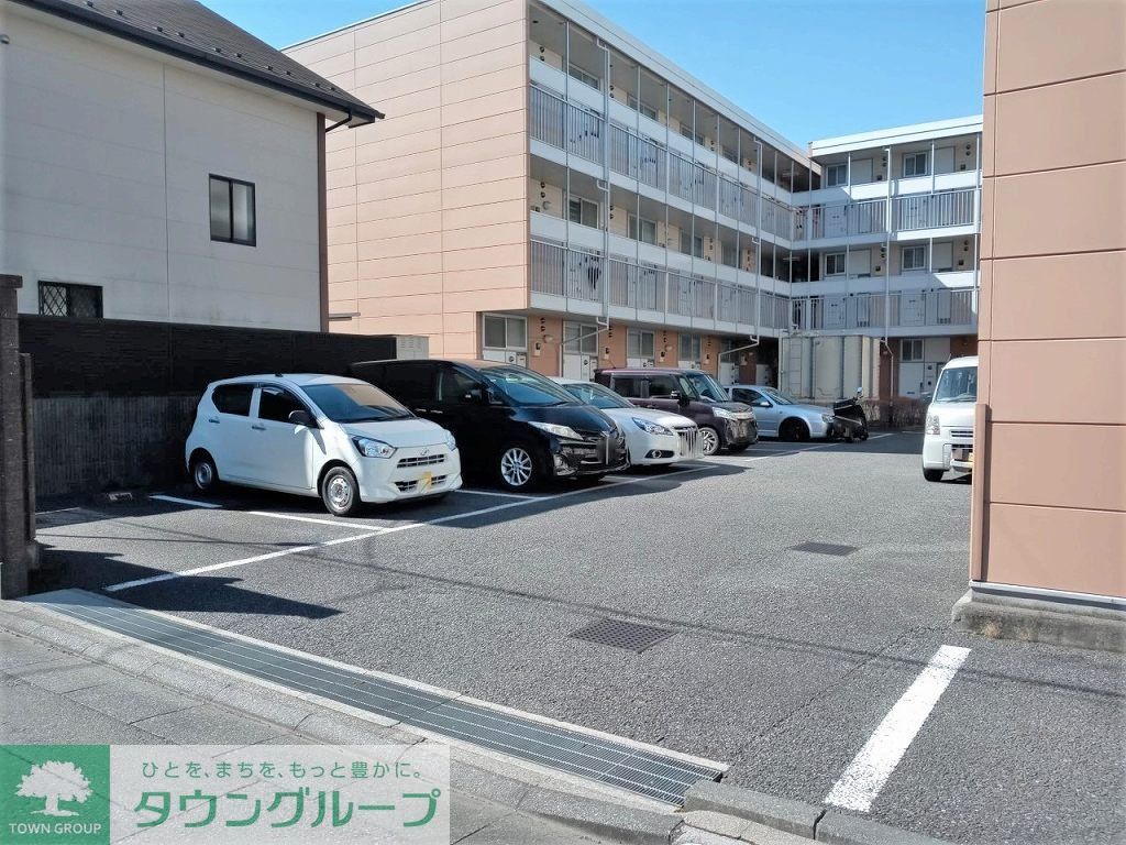 レオパレスSKK・マンションIVの外観写真