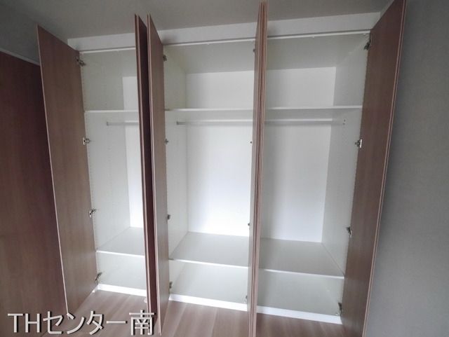 収納　同物件別部屋写真