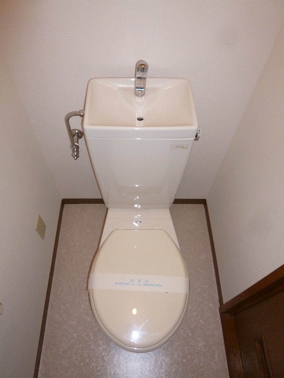 トイレ　お風呂・トイレ別のトイレになります。