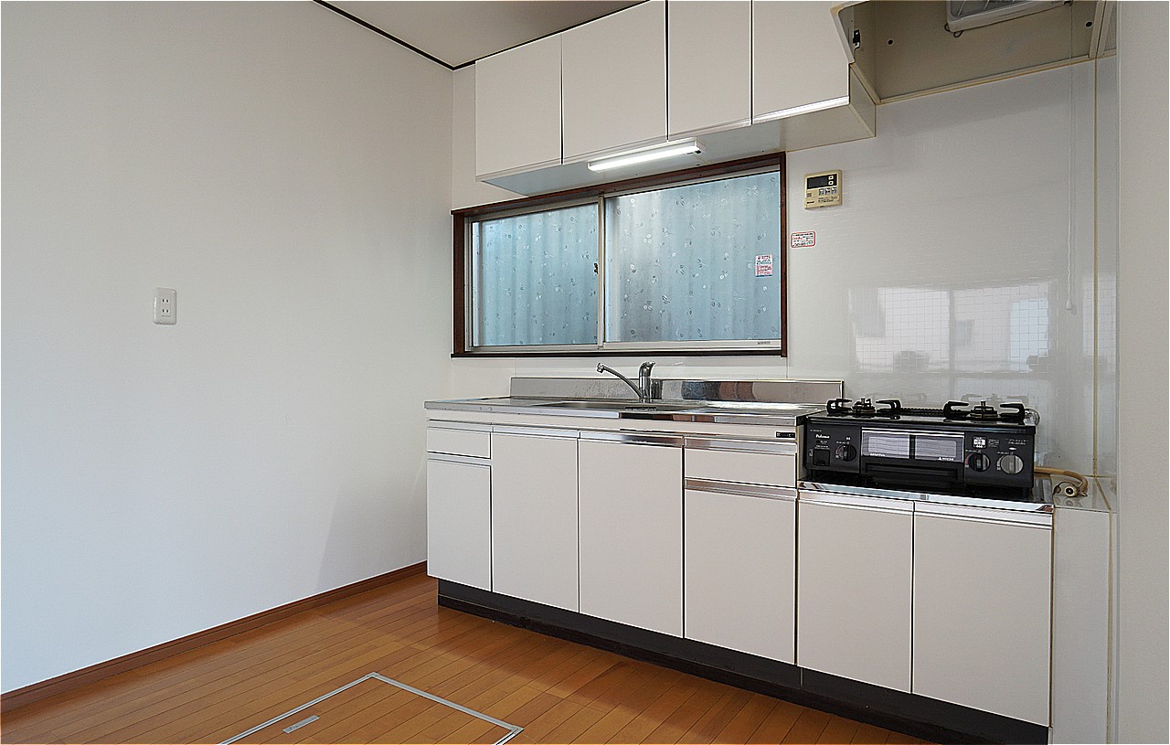 鴨居貸戸建のキッチン写真