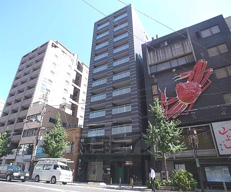 京都市下京区天満町のマンションの建物外観