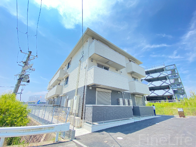 神戸市垂水区多聞町のマンションの建物外観