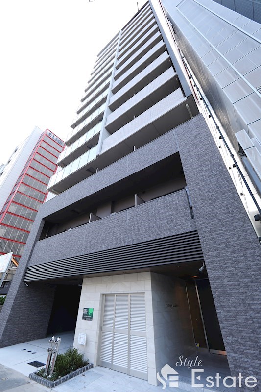 名古屋市熱田区新尾頭のマンションの建物外観