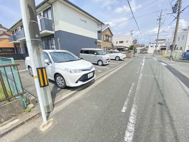 【Ｒ３８信定の駐車場】