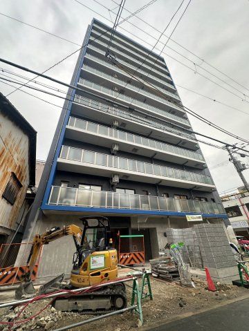 大阪市生野区新今里のマンションの建物外観