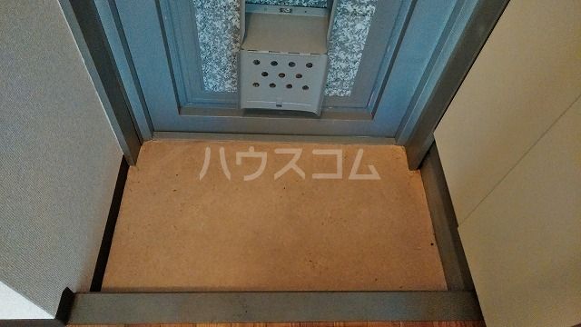 【名古屋市南区呼続のマンションの玄関】