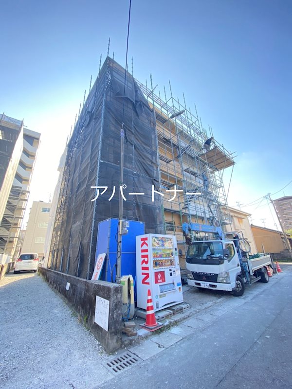 鹿児島市下荒田のマンションの建物外観