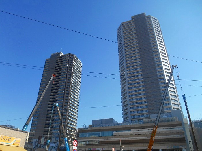 国分寺市本町のマンションの建物外観