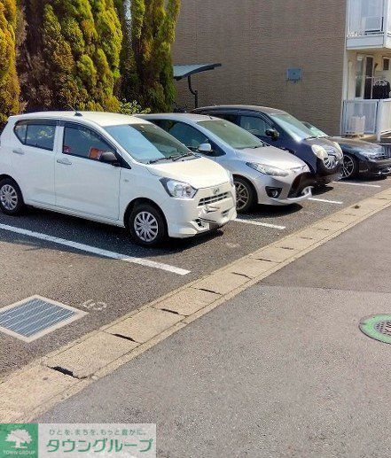 【我孫子市台田のマンションの駐車場】