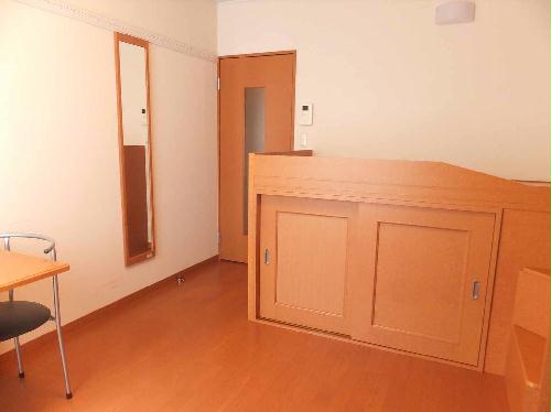 居室・リビング　フローリングのお部屋です