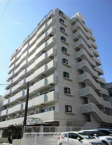 神奈川県平塚市八重咲町（マンション）の賃貸物件の外観