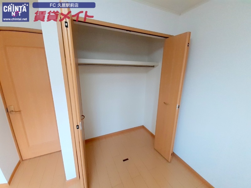 収納　同型タイプ画像