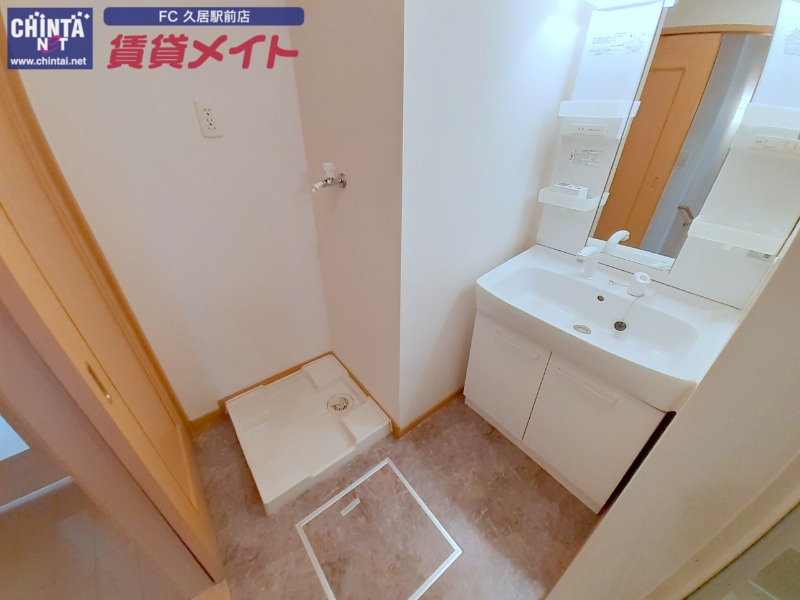 洗面設備　同型タイプ画像