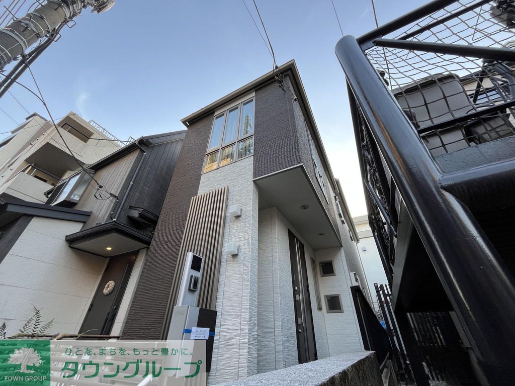 建物外観　バルコニー