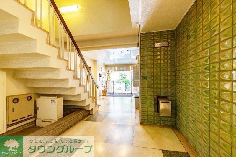 ロビー　部屋探しは株式会社　タウンハウジング　までお気軽にお問合せ…