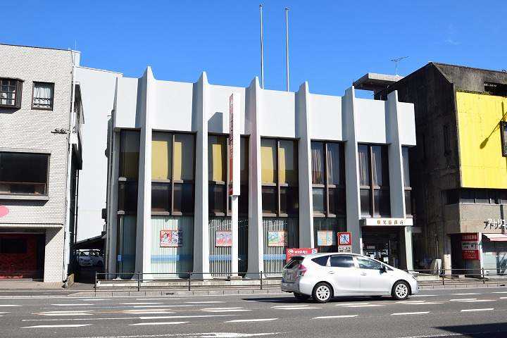 銀行　（株）鹿児島銀行／伊敷支店（銀行）まで1546m