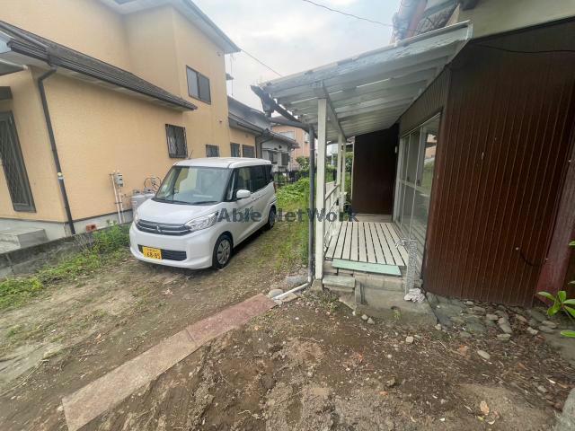 駐車場　駐車場