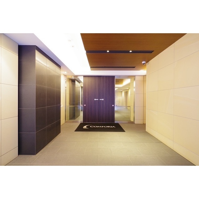 エントランス　エントランス