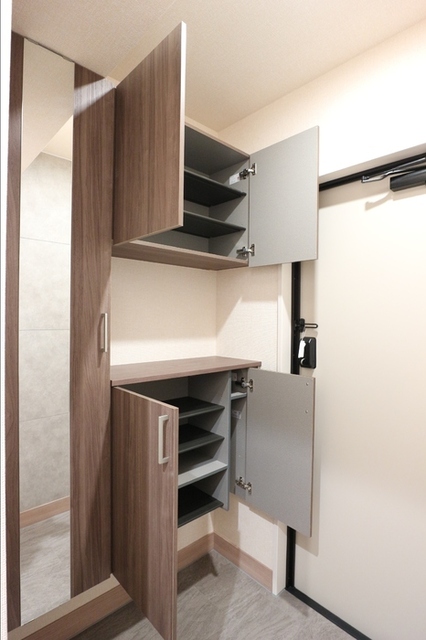 玄関　シューズボックス