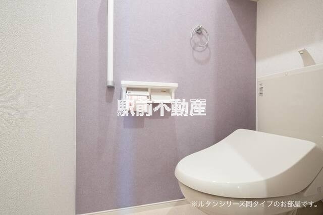 トイレ　※類似物件の写真です。